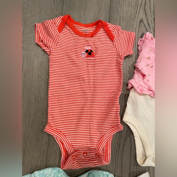 Bundle of 3 month Baby Girl Onsies - Picture 5 of 6